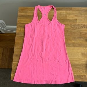 Lululemon tank top